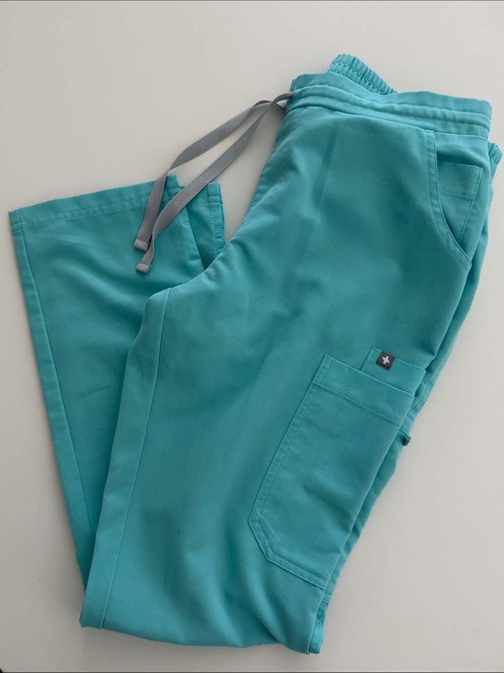 Women’s Figs yola pants size small
